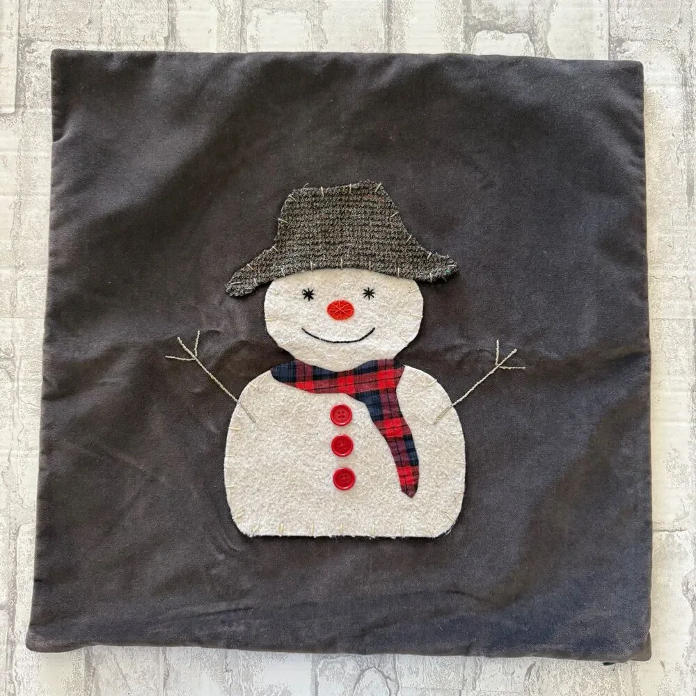Pottery Barn Snowman Aplique Velour Brown Pillow Cases Winter Holiday 20